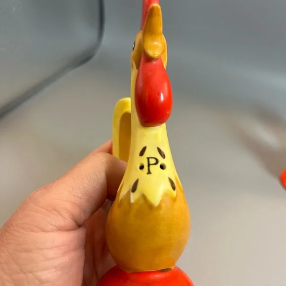 1960 Vintage Holt Howard Colorful Roosters Salt & Pepper Shakers W Stoppers - Picture 8 of 12